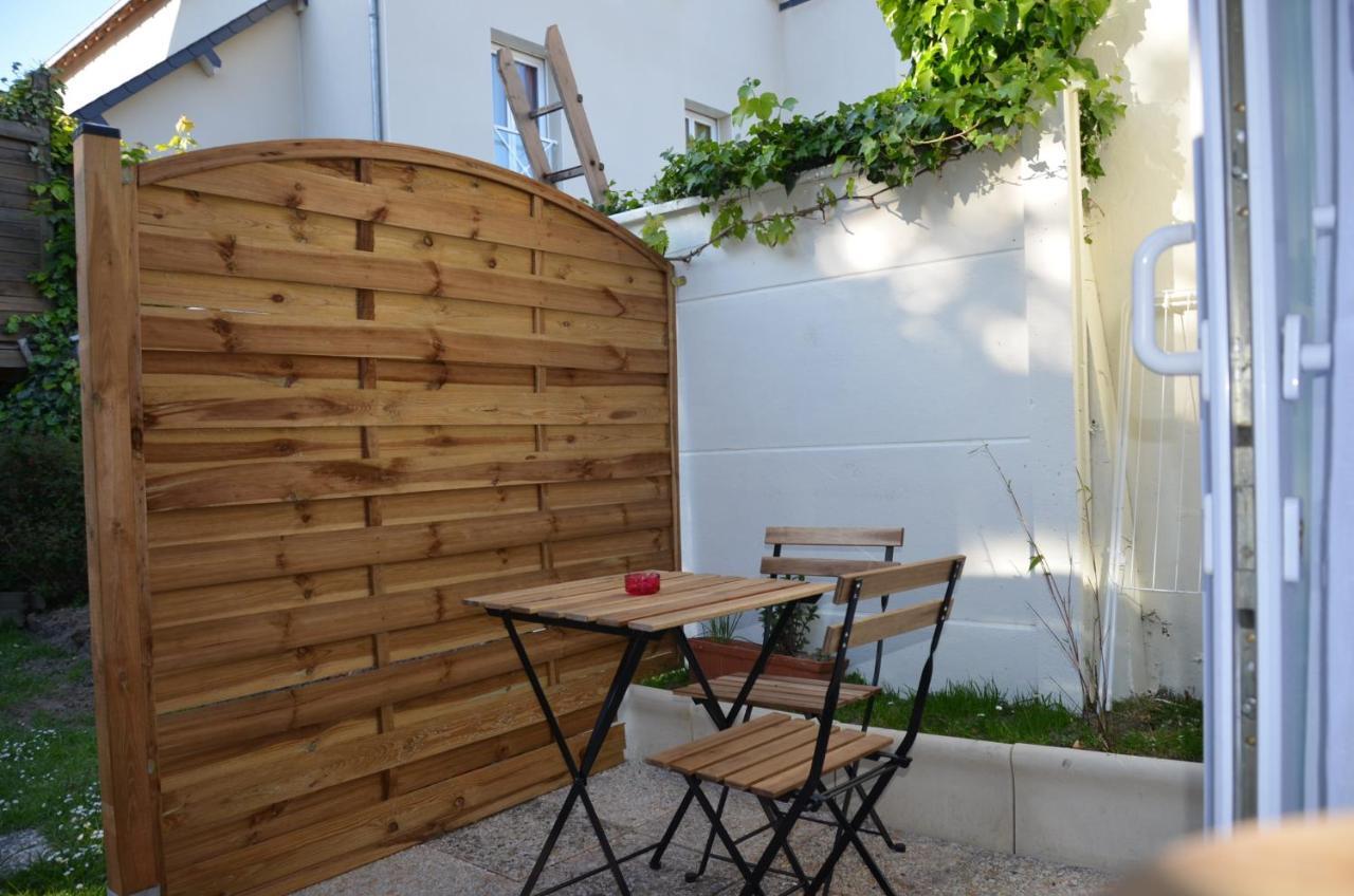 Villa Joli studio au calme dans un jardin privatif à Ouistreham Extérieur photo